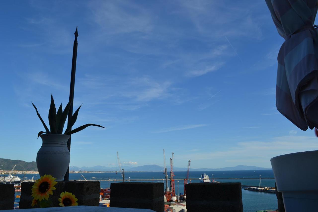 B&B Charming House Salerno Exterior foto