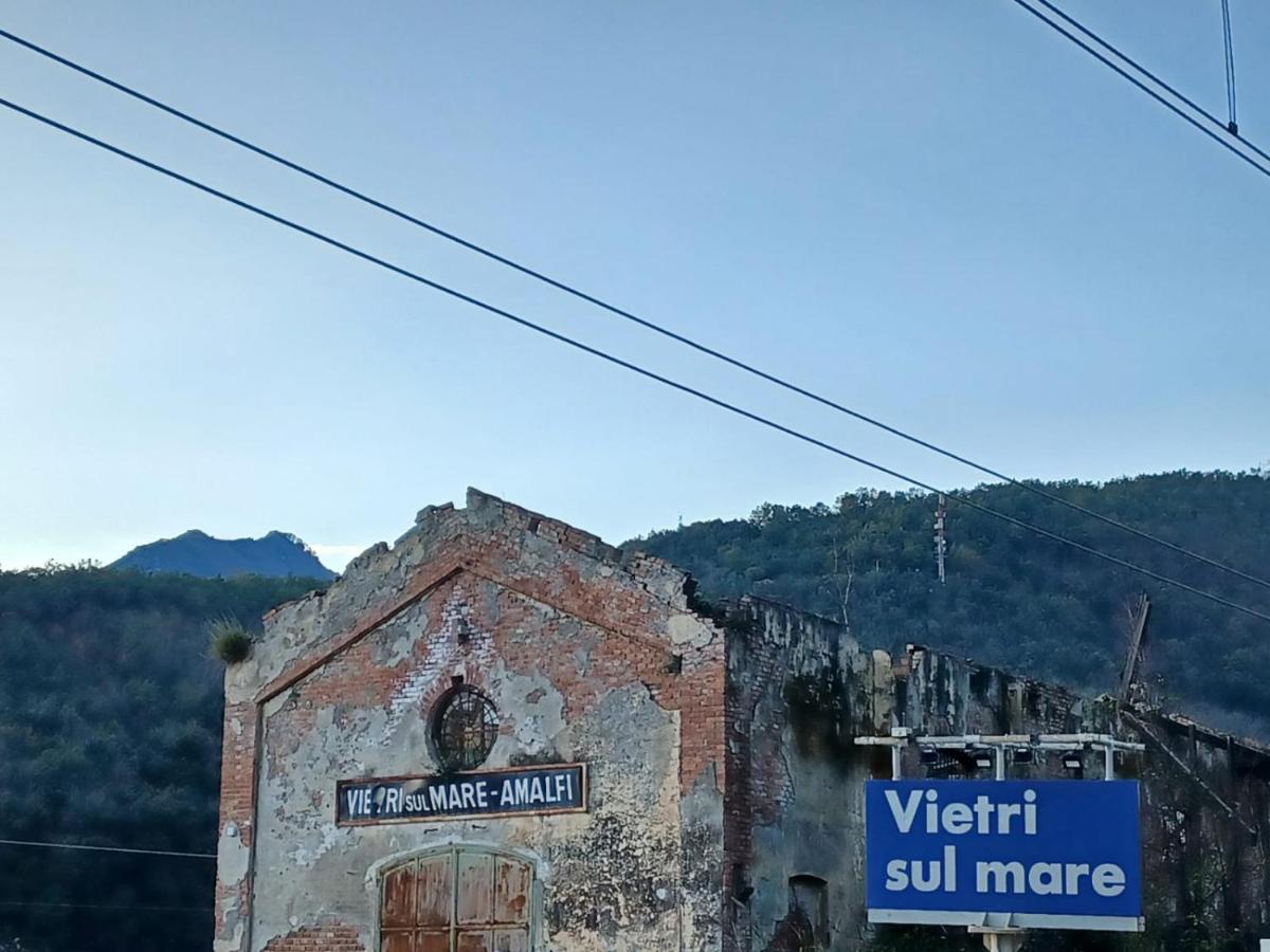 B&B Charming House Salerno Exterior foto