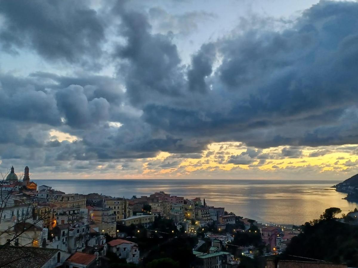 B&B Charming House Salerno Exterior foto